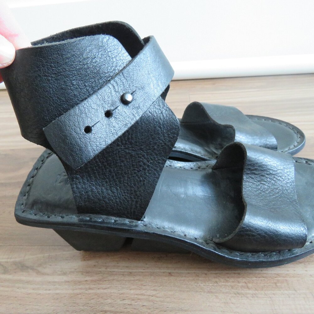Avangarde soft leather with flex sole, like new - Picture 6 of 9